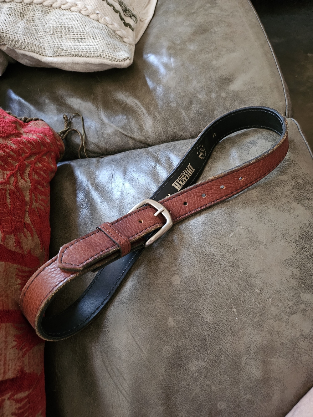 Duluth Trading Co Brown Cowhide Leather Belt with Silver Buckle 34